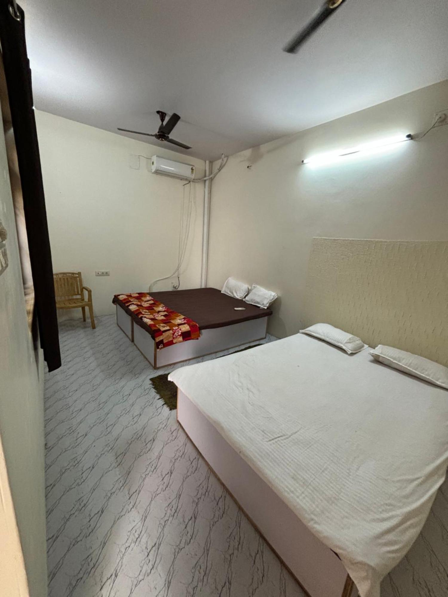 Pipewalas House Varanasi Exterior photo