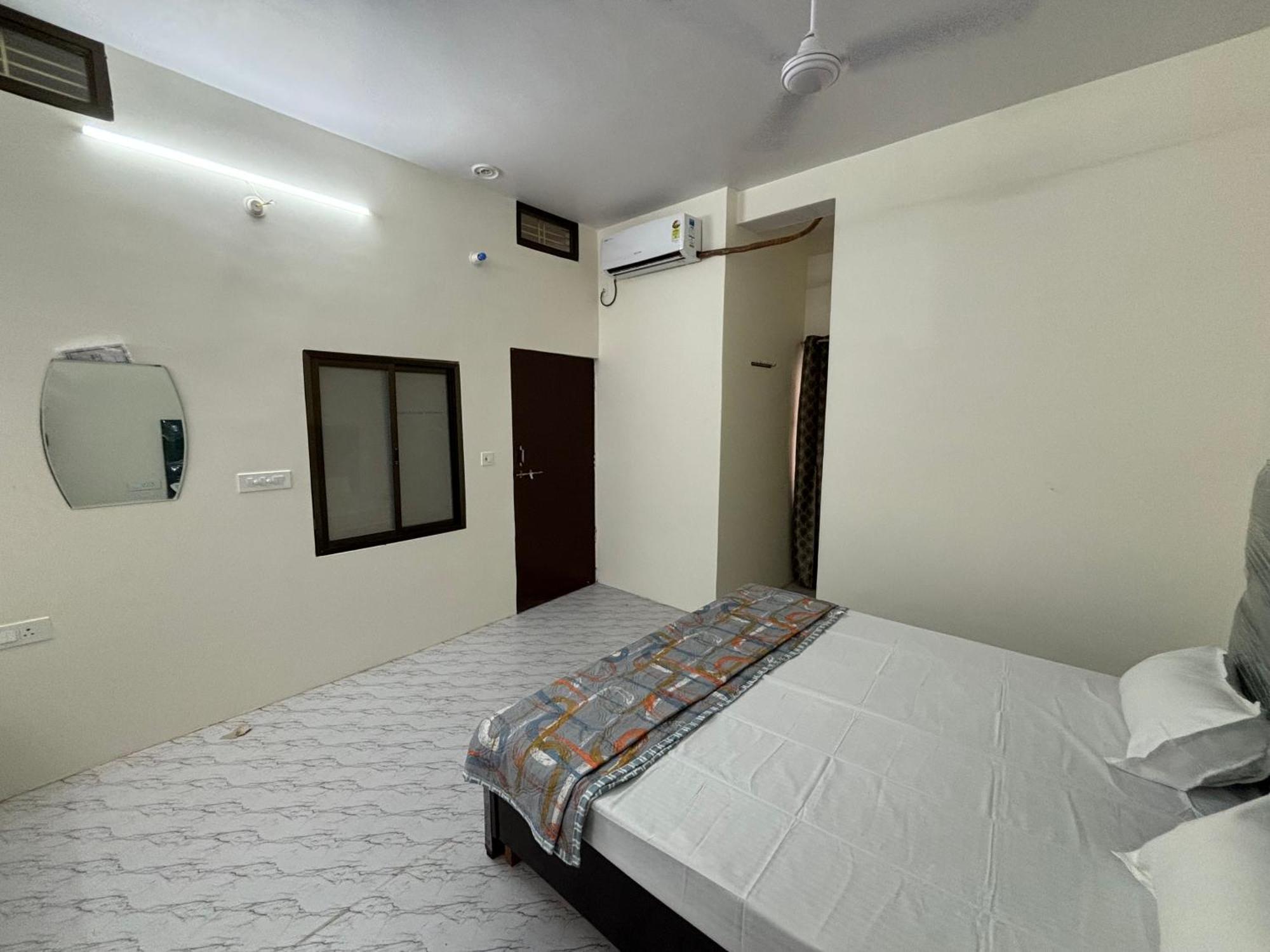 Pipewalas House Varanasi Exterior photo